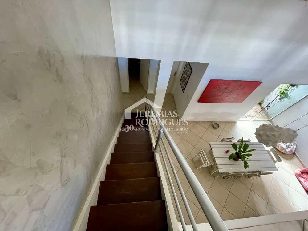 Casa à venda com 3 dormitórios no bairro Jardim das Nações em Taubaté/SP. 