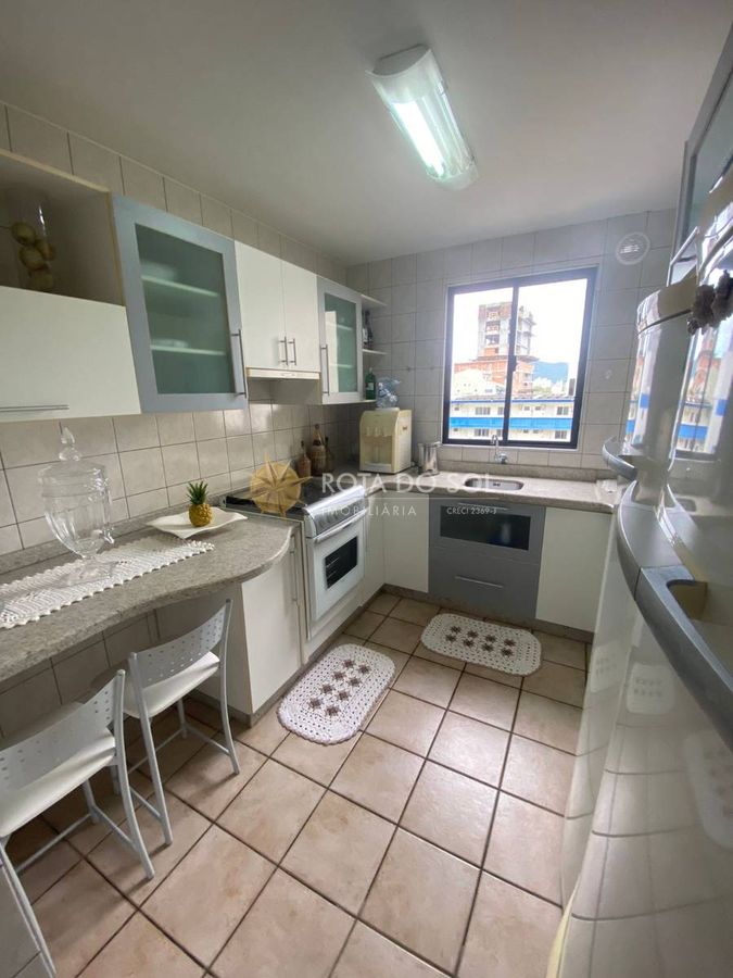 Residencial Paulo Vitor Cobertura 3 Quartos e 2 Vagas em Meia Praia Itapema SC
