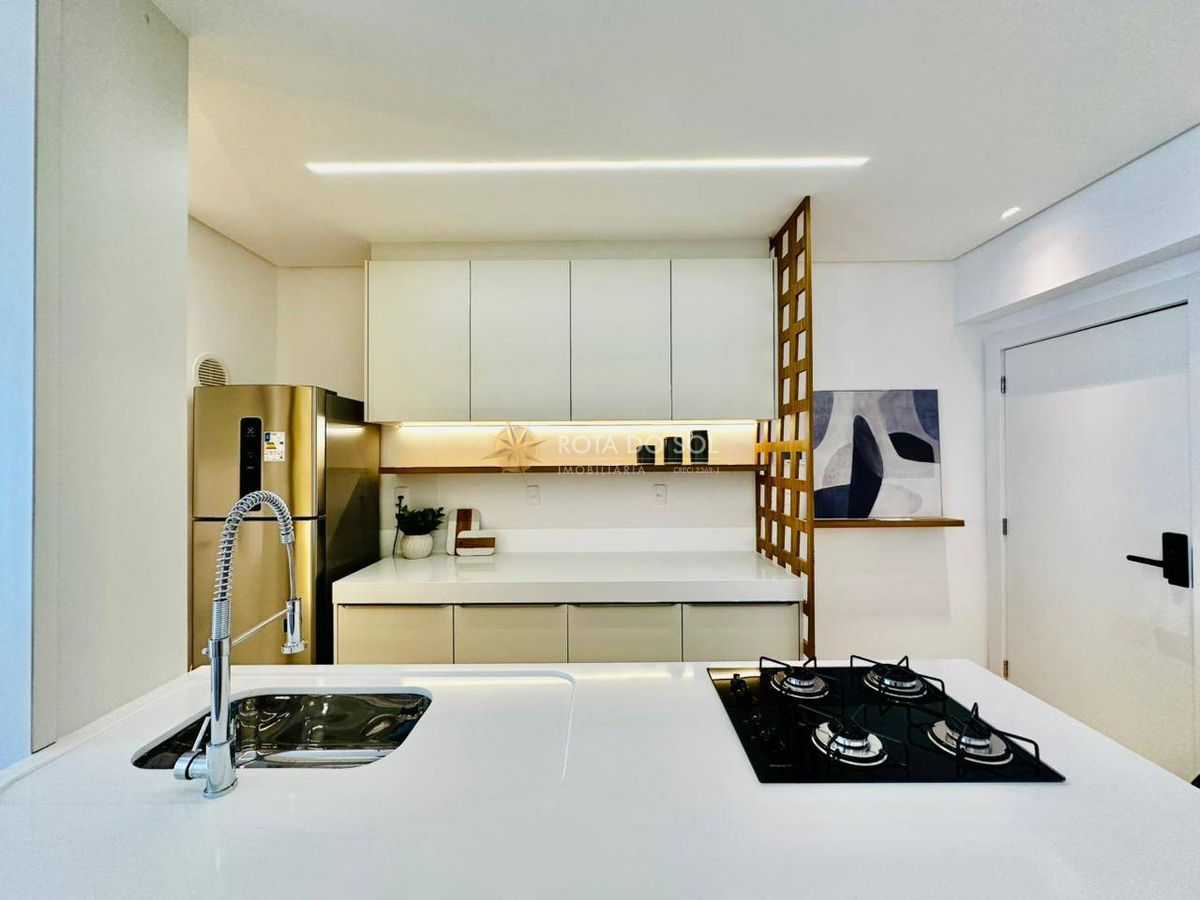 Pleniluni Apartamento 3 Suítes Frente à Avenida Meia Praia Itapema SC