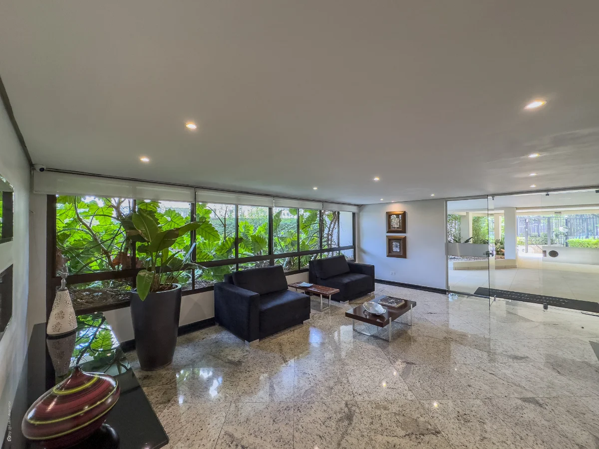 Apartamento 98 m² | 3 dormitórios | 950 m do metrô Praça da Árvore