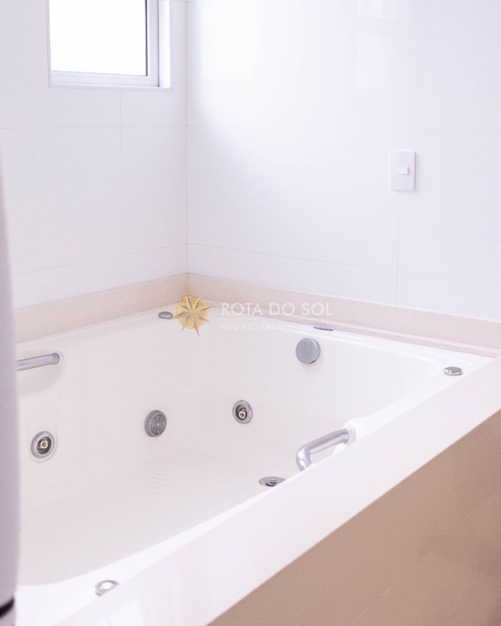 Imperial Palace Apartamento 5 Suítes e 3 Vagas em Meia Praia Itapema SC — foto 22