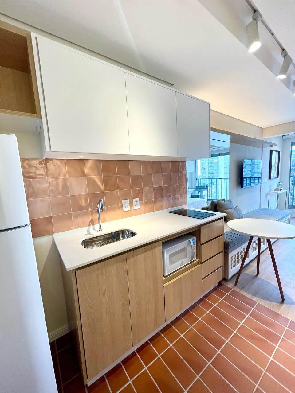 Vila Mariana | Studio mobiliado a 500 m do Metrô Ana Rosa | Cyrela