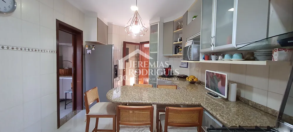 Casa com 3 dormitórios, 350 m² - Condomínio Taubaté Village - Taubaté/SP