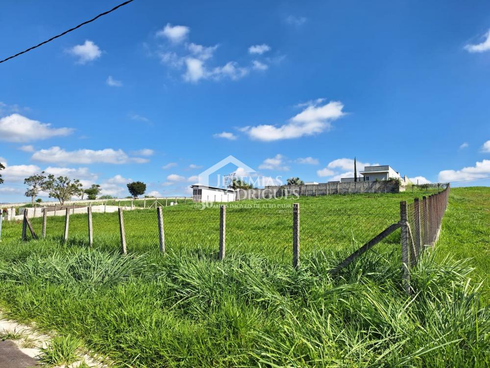 Terreno com Vista Permanente no Condomínio São Felix do Cataguá - Taubaté/SP