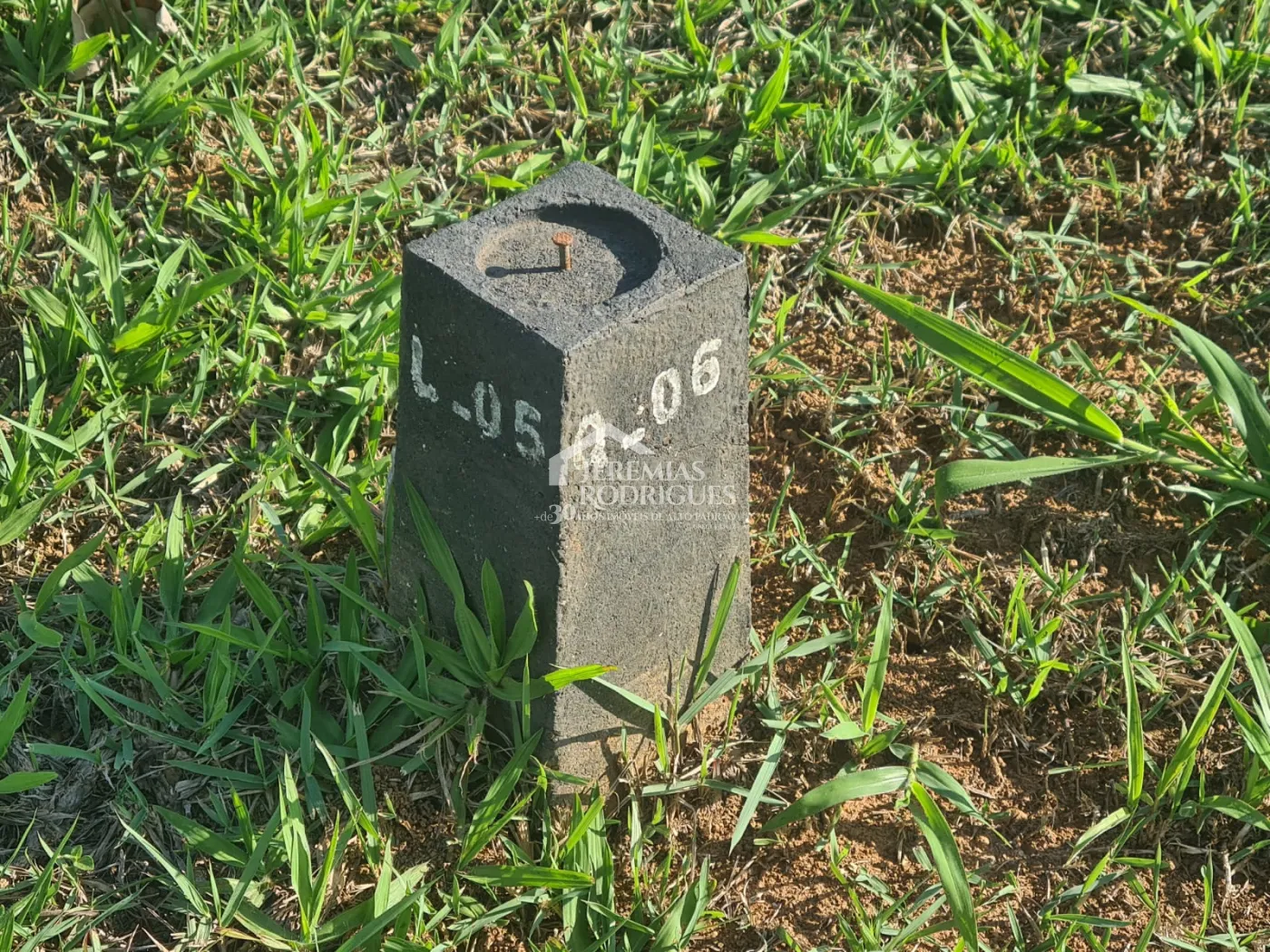 Terreno com 305 m² - Condomínio Cyrela Landscape - Taubaté/SP.