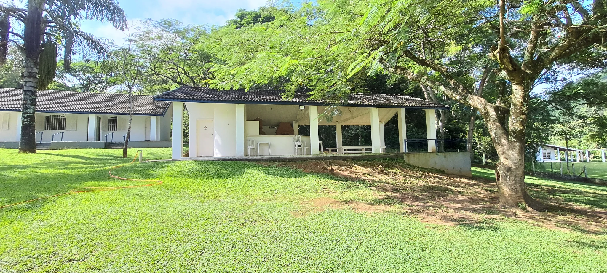 Sitio à venda no bairro Registro em Taubaté/SP.