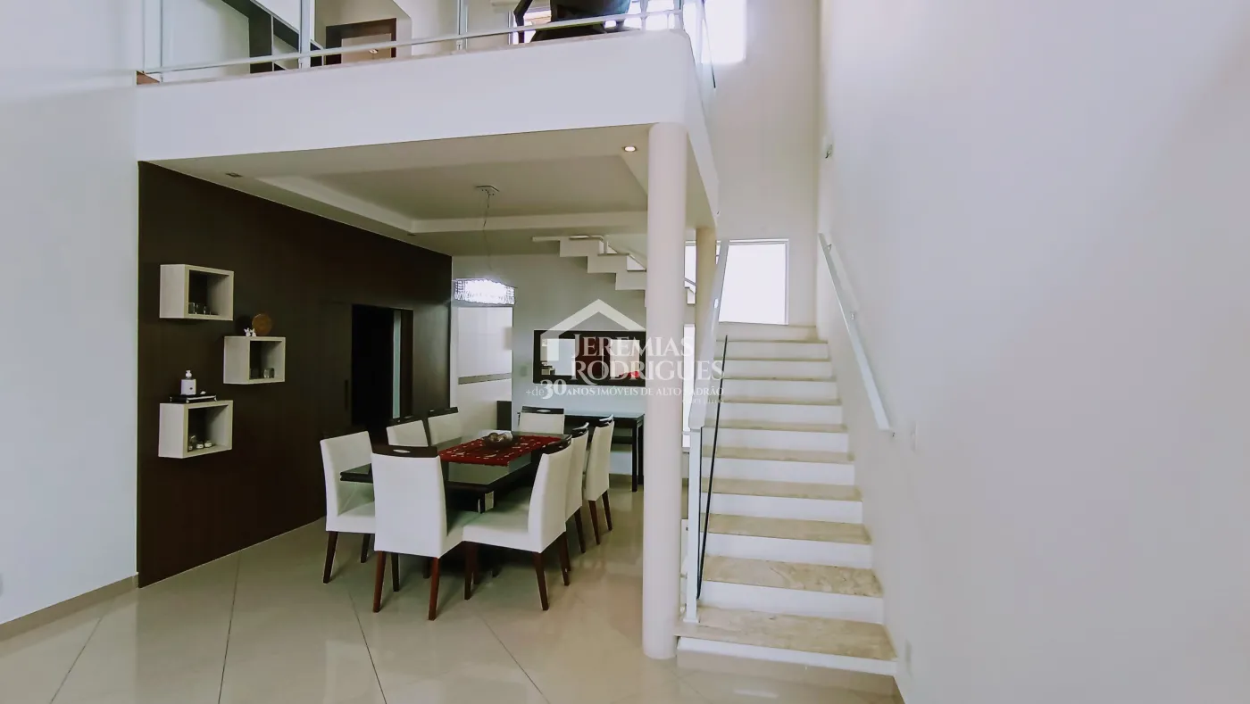 Casa para venda e locação com 4 dormitórios no Condomínio Jatobá em Tremembé/SP.