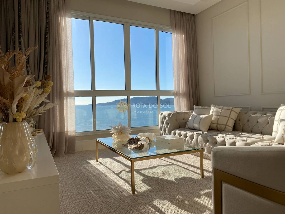 Cambirela Apartamento Decorado com 4 Suítes em Meia Praia Itapema — foto 2
