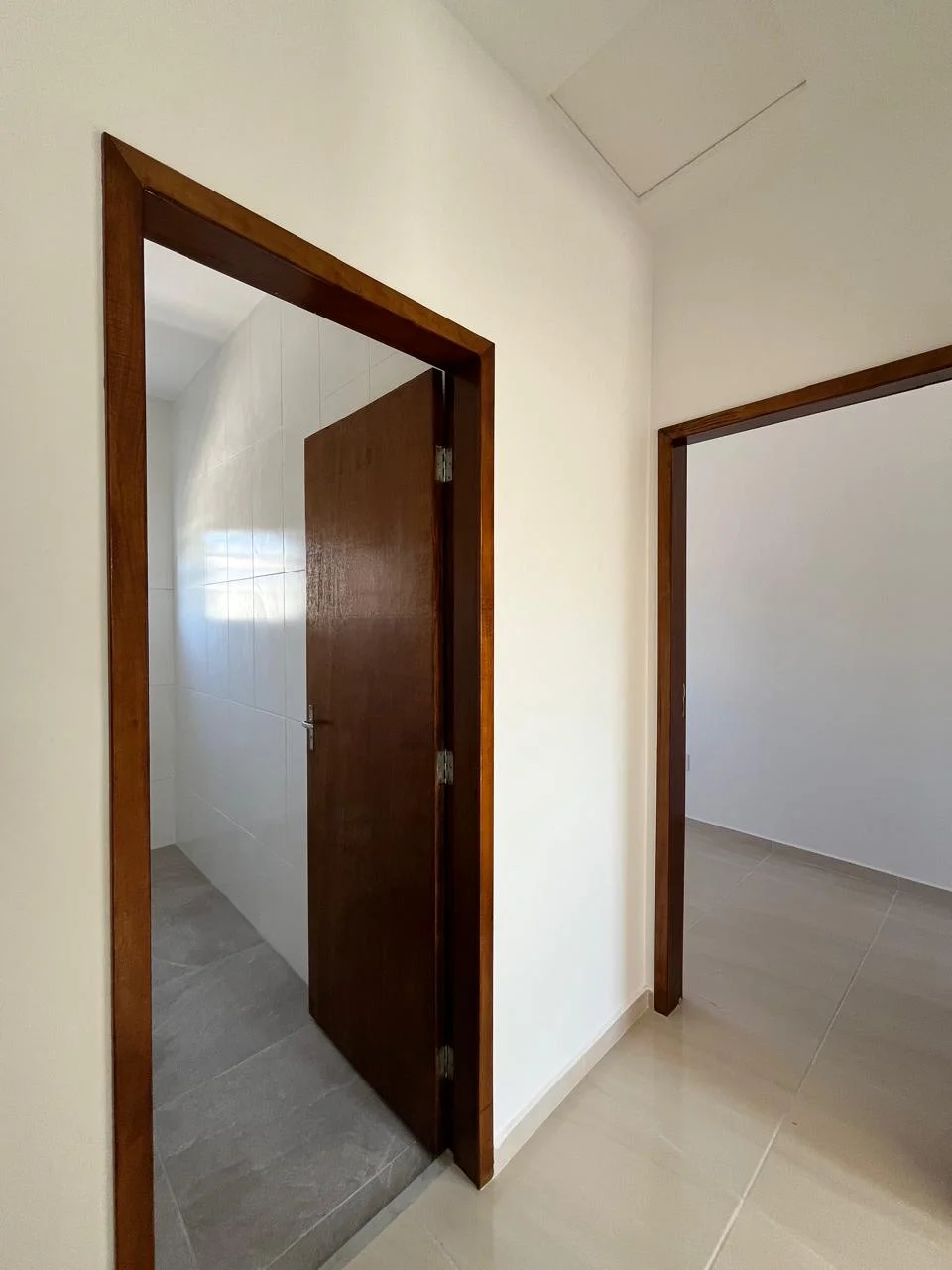 Sobrado novo à venda no Cidade Jardim, Pindamonhangaba – 2 quartos, 65m²