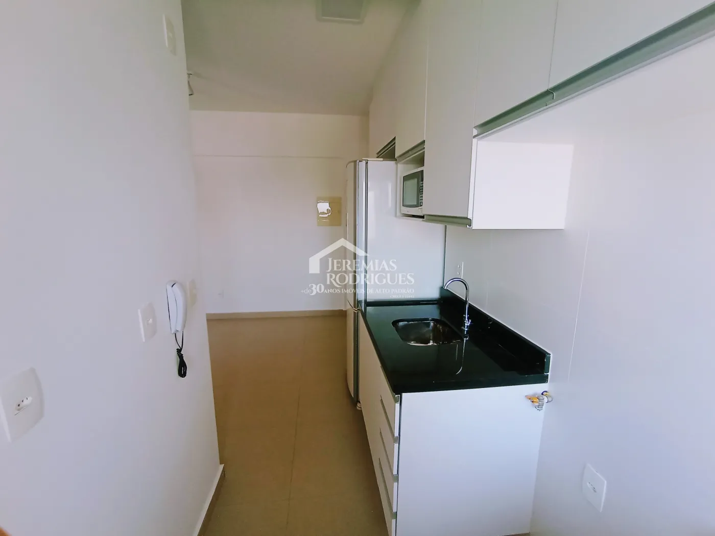 Flat para locação, 55 m² no Condomínio Residencial Lofts Arts Design em Taubaté/SP.