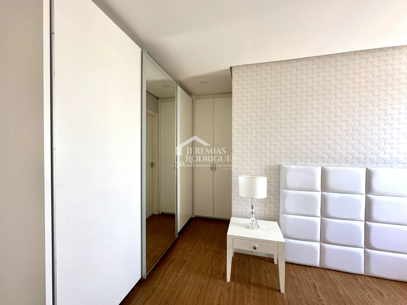 Apartamento com 3 dormitórios, 110 m² - Edifício Placere - Taubaté/SP