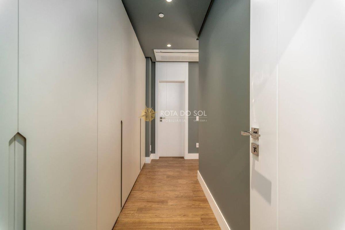 Yachthouse Apartamento Alto Padrão 4 Suítes no Centro de Balneário Camboriú SC