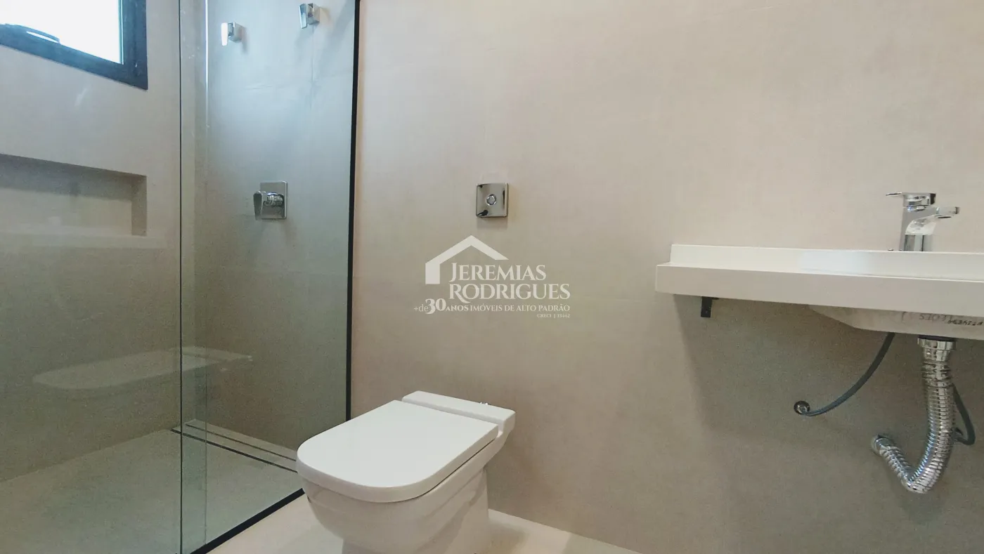 Casa à venda com 4 dormitórios no Condomínio Terras de San Marco em Taubaté/SP.