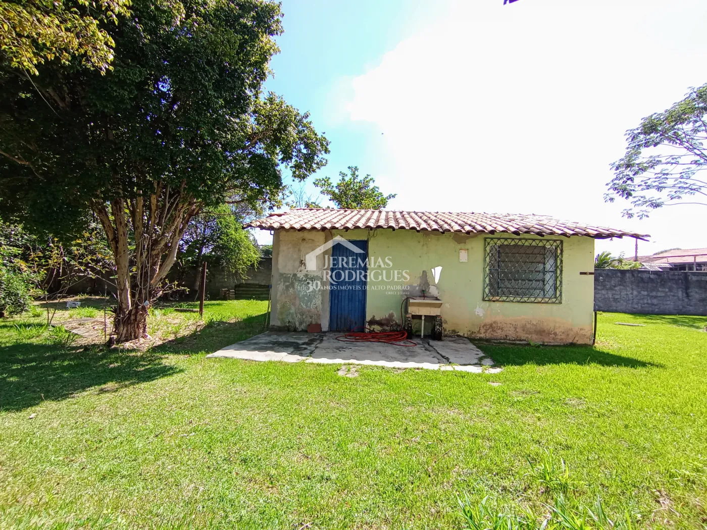Chácara para locação com 4 dormitórios no bairro Jardim Carlota em Moreira Cesar/SP