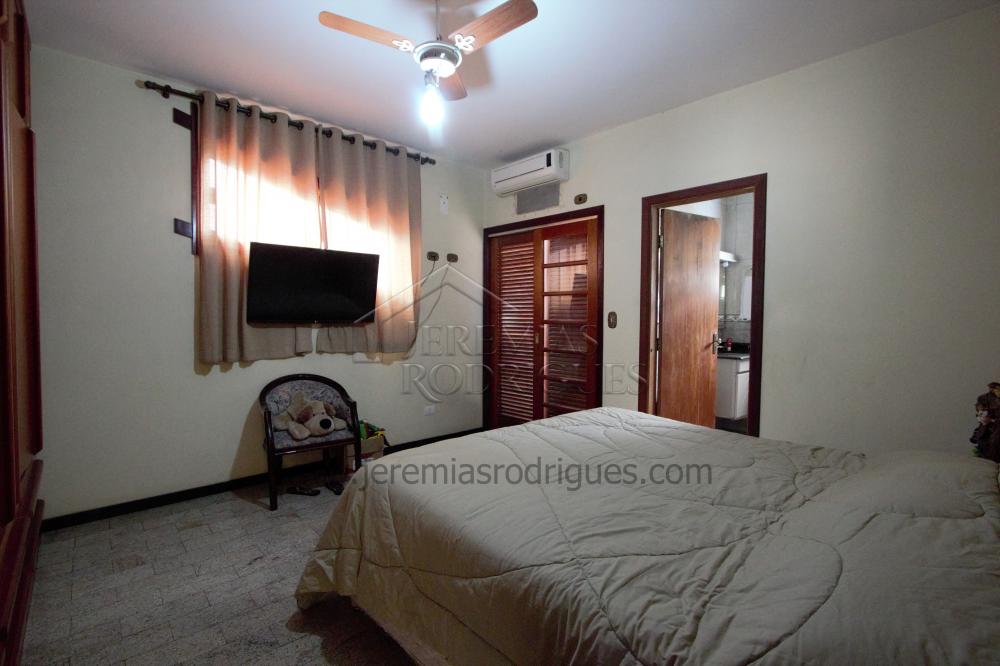 Casa à venda por R$ 1.350.000,00 - Taubaté/SP