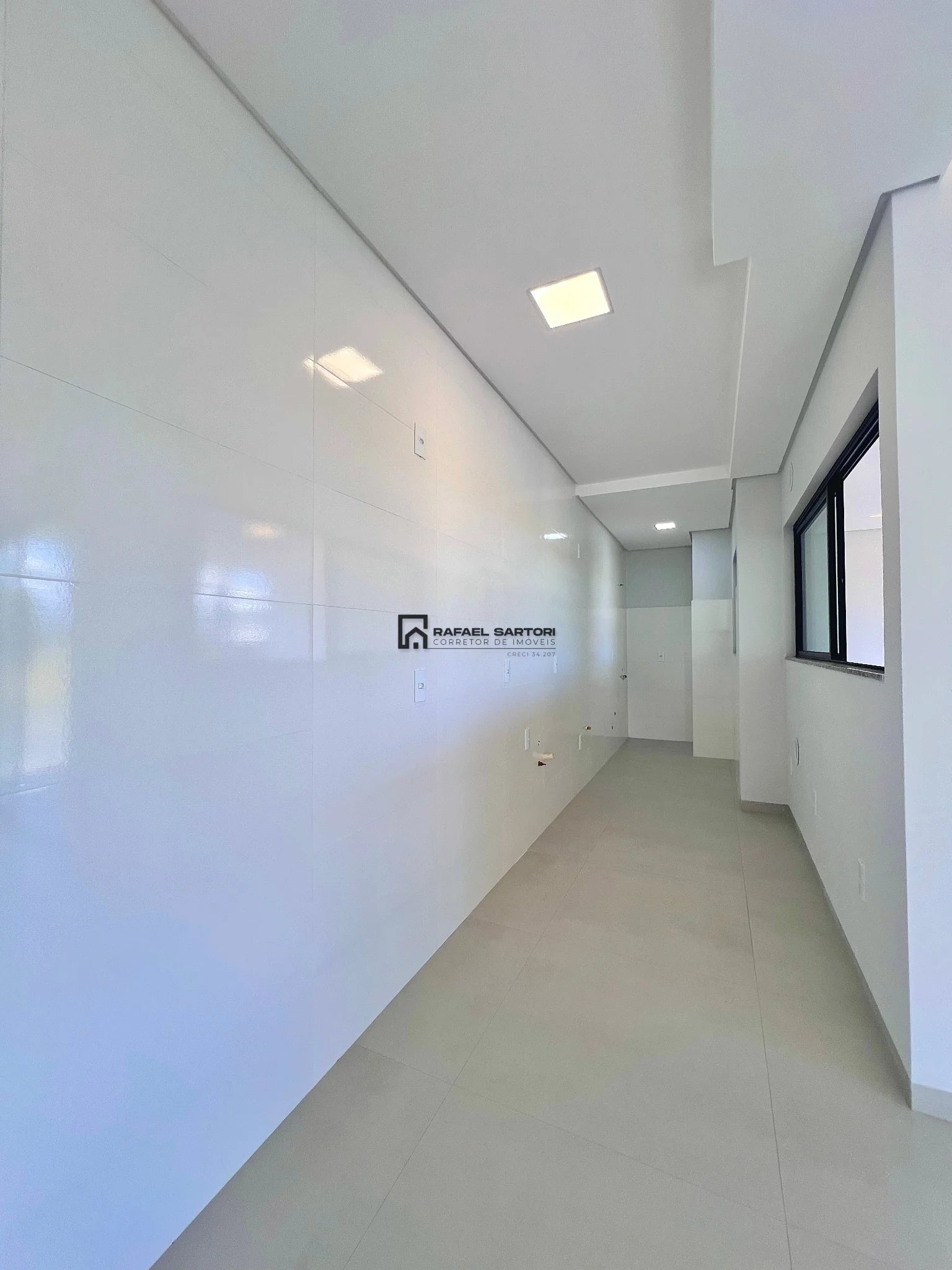 GEMINADO AMPLO COM 03 QUARTOS — foto 5