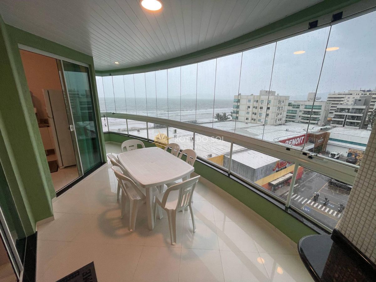São Francisco de Assis apartamento quadra mar com 3 quartos na Meia Praia — foto 1