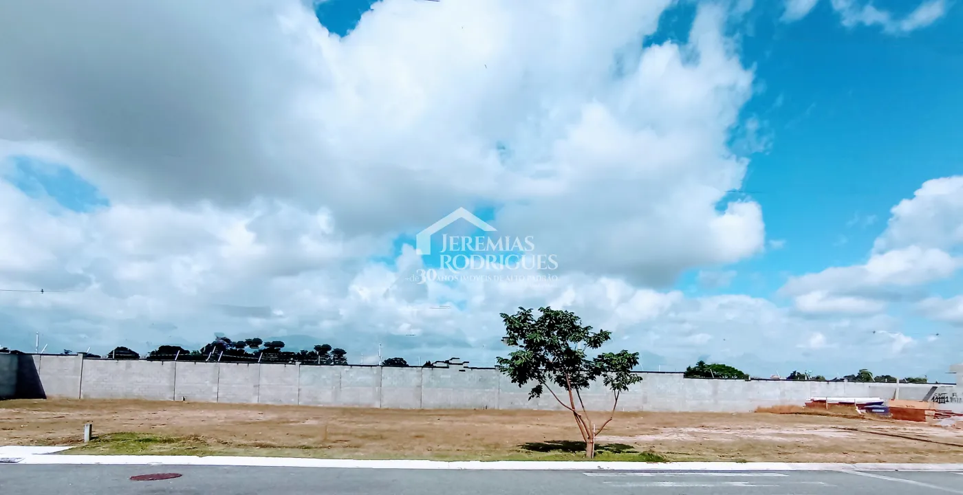 Terreno à venda com 253 m² no Condomínio Pérola do Vale em Tremembé/SP
