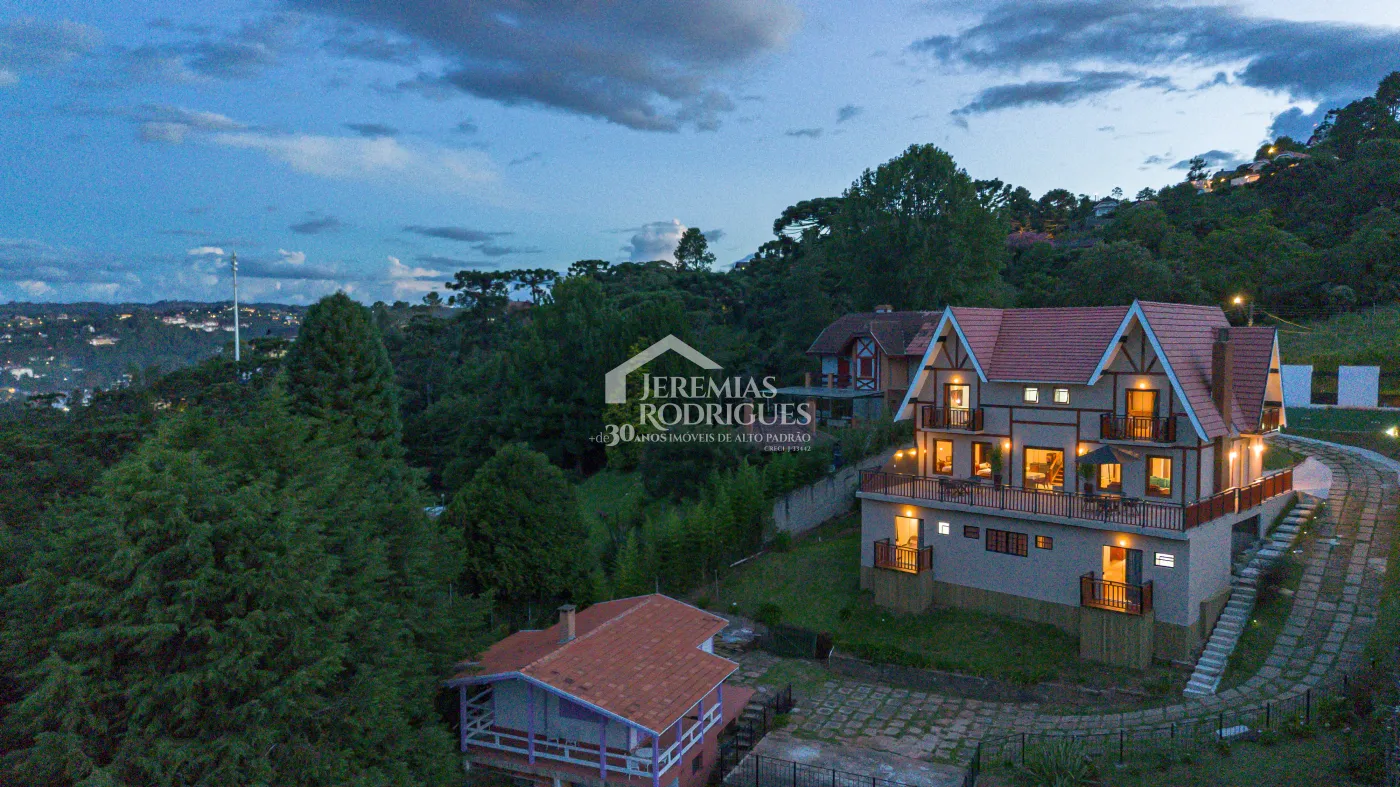 Pousada com 10 suítes, 518 m² - Recanto das Araucárias - Campos do Jordão/SP.