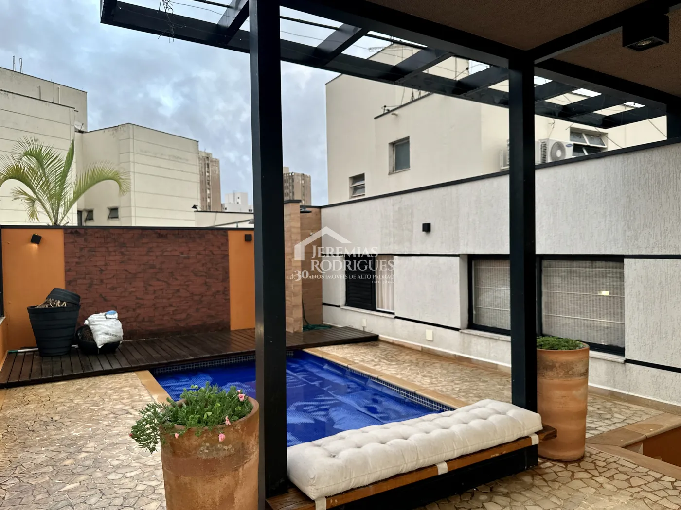 Apartamento com 2 dormitórios, 171 m² - Edifício Solar dos Juritis - Taubaté/SP.