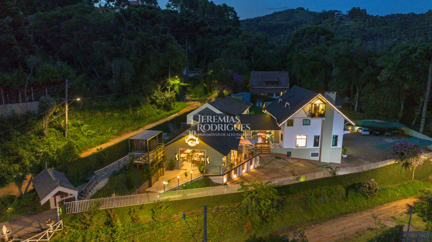 Pousada com 729 m² - Campos do Jordão/SP.