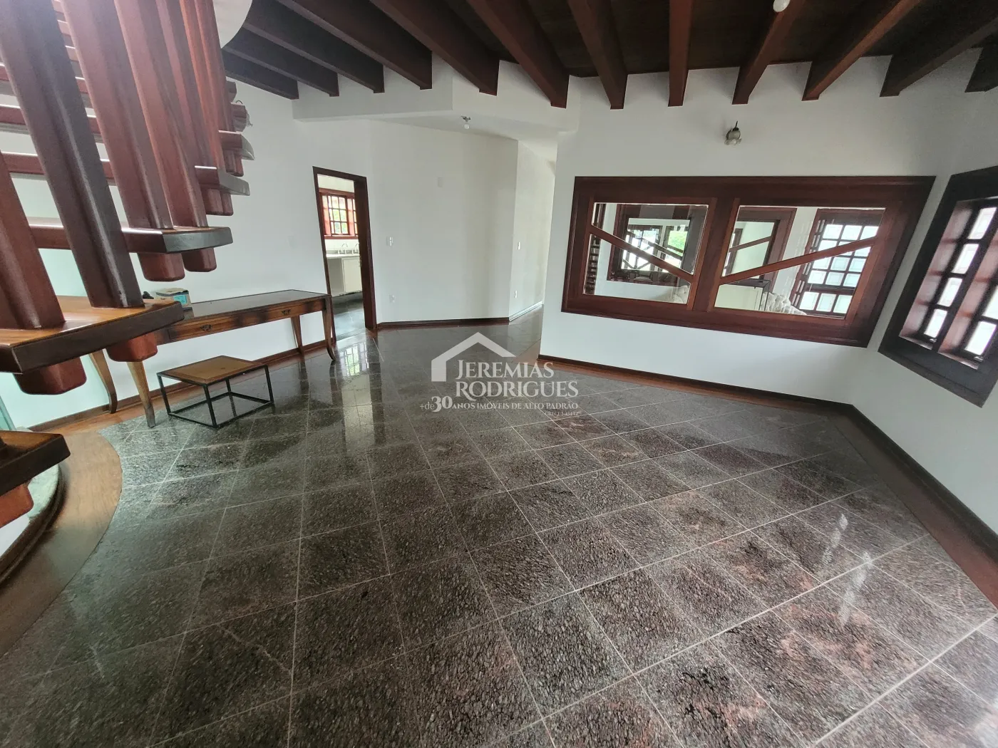 Casa com 4 dormitórios, 330 m² - Condomínio Village Paineiras- Pindamonhangaba/SP.