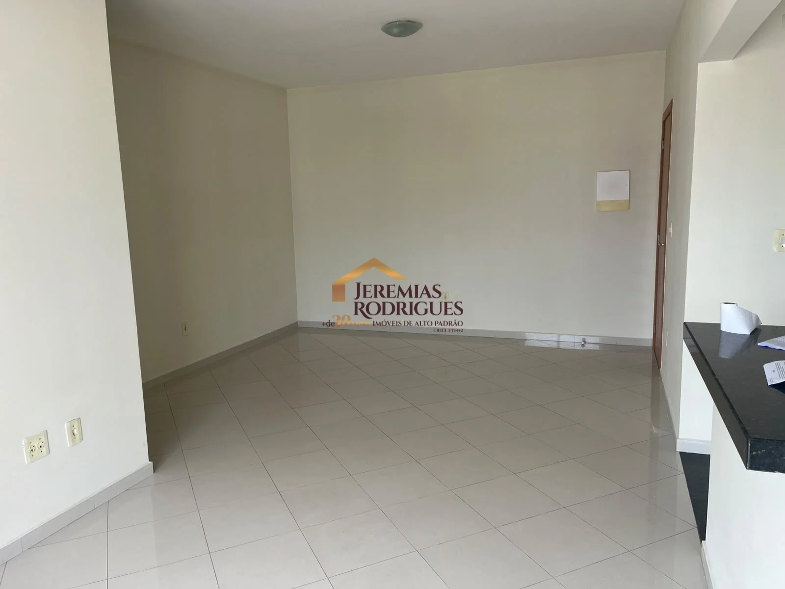 Apartamento para locação no Edifício Residencial Grand Valle Royal em Pindamonhangaba/SP. - foto 4