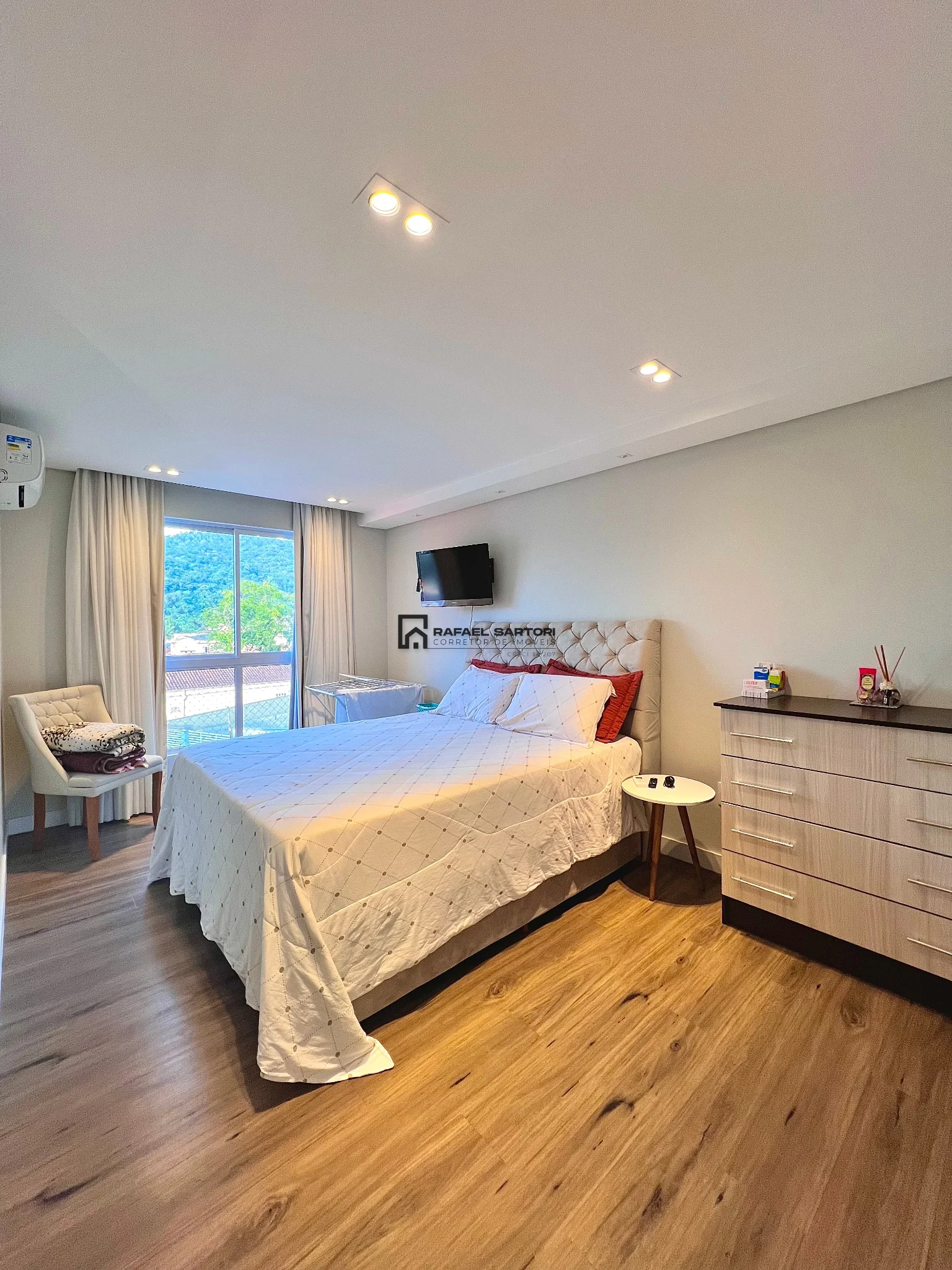 APARTAMENTO LINDO NA BARRA DO RIO MOLHA