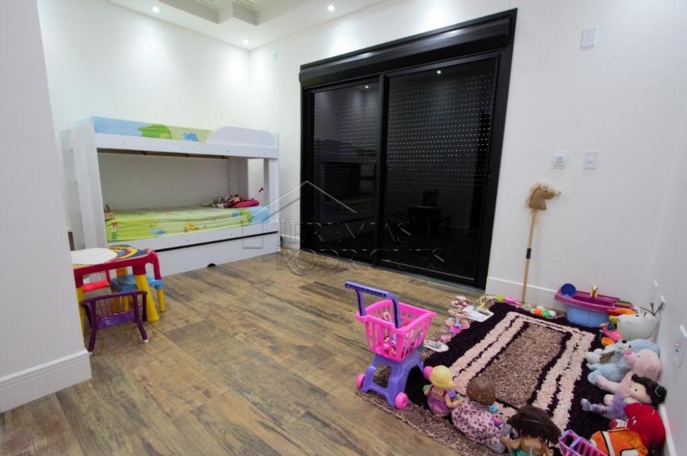Casa à venda no Condomínio Reserva Bonsucesso em Pindamonhangaba/SP