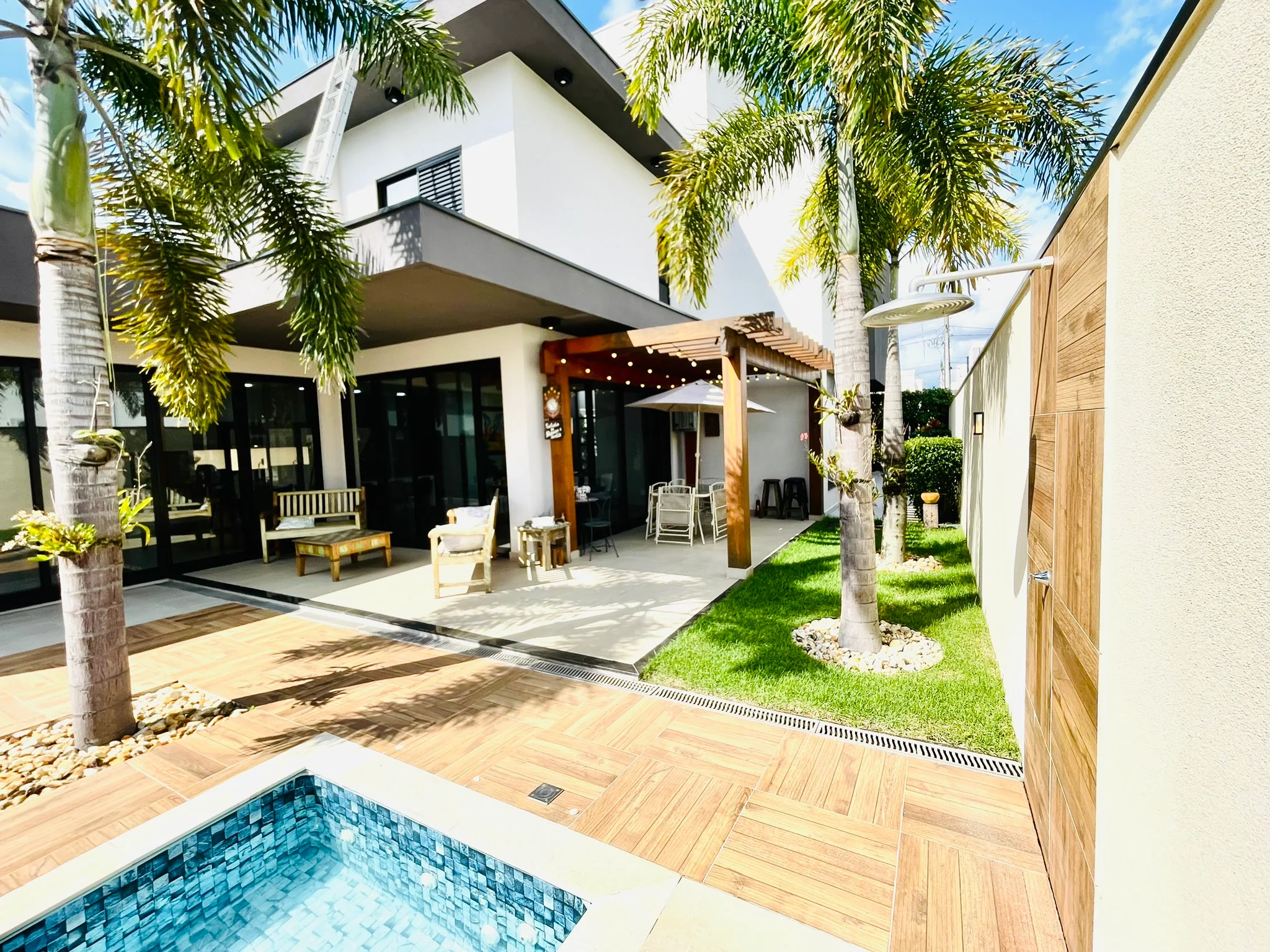 Casa à venda no Condomínio Terras de San Marco em Taubaté/SP.