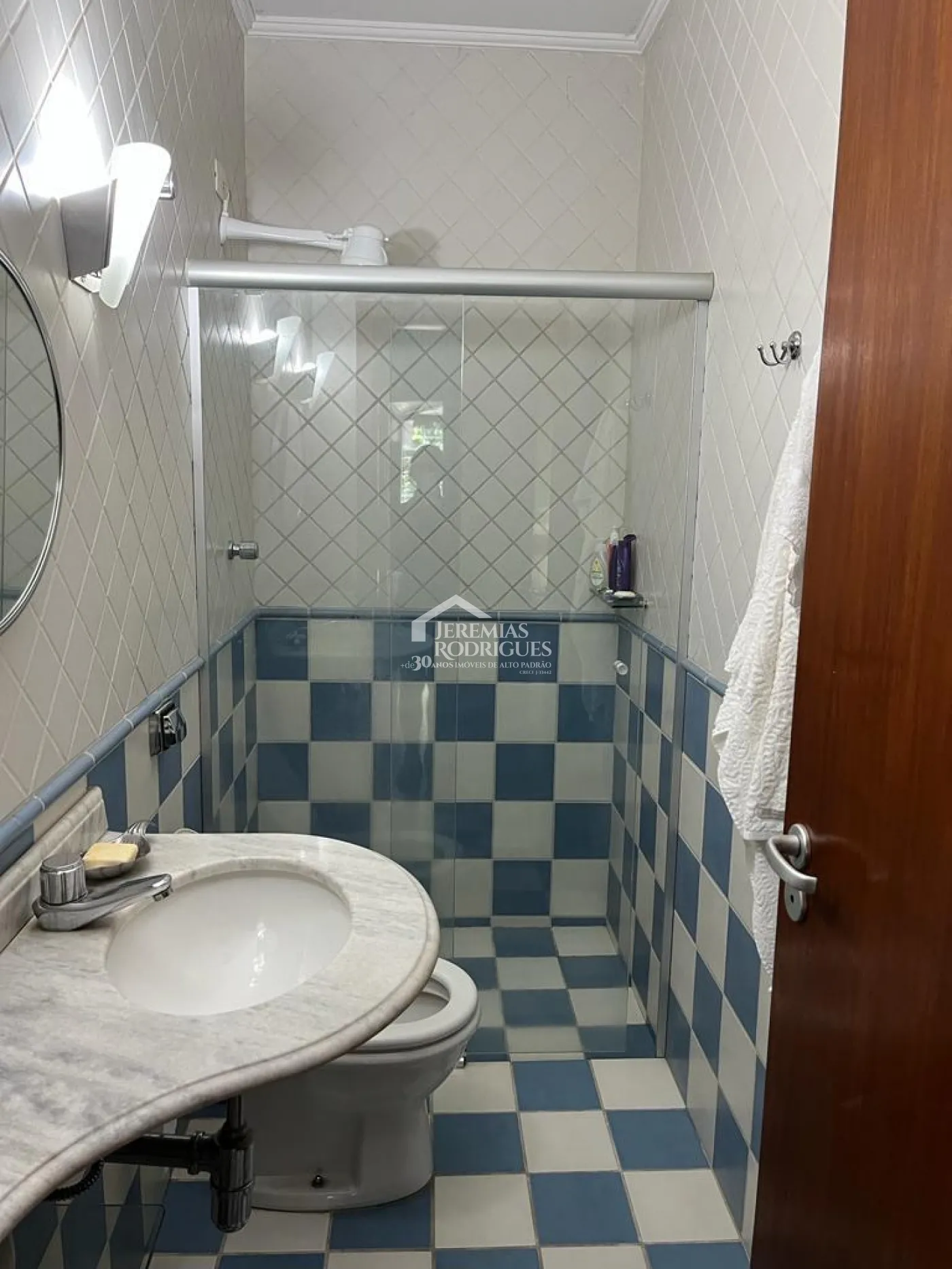 Casa com 3 dormitórios, 480 m² - Jardim Residencial Doutor Lessa - Pindamonhangaba/SP.