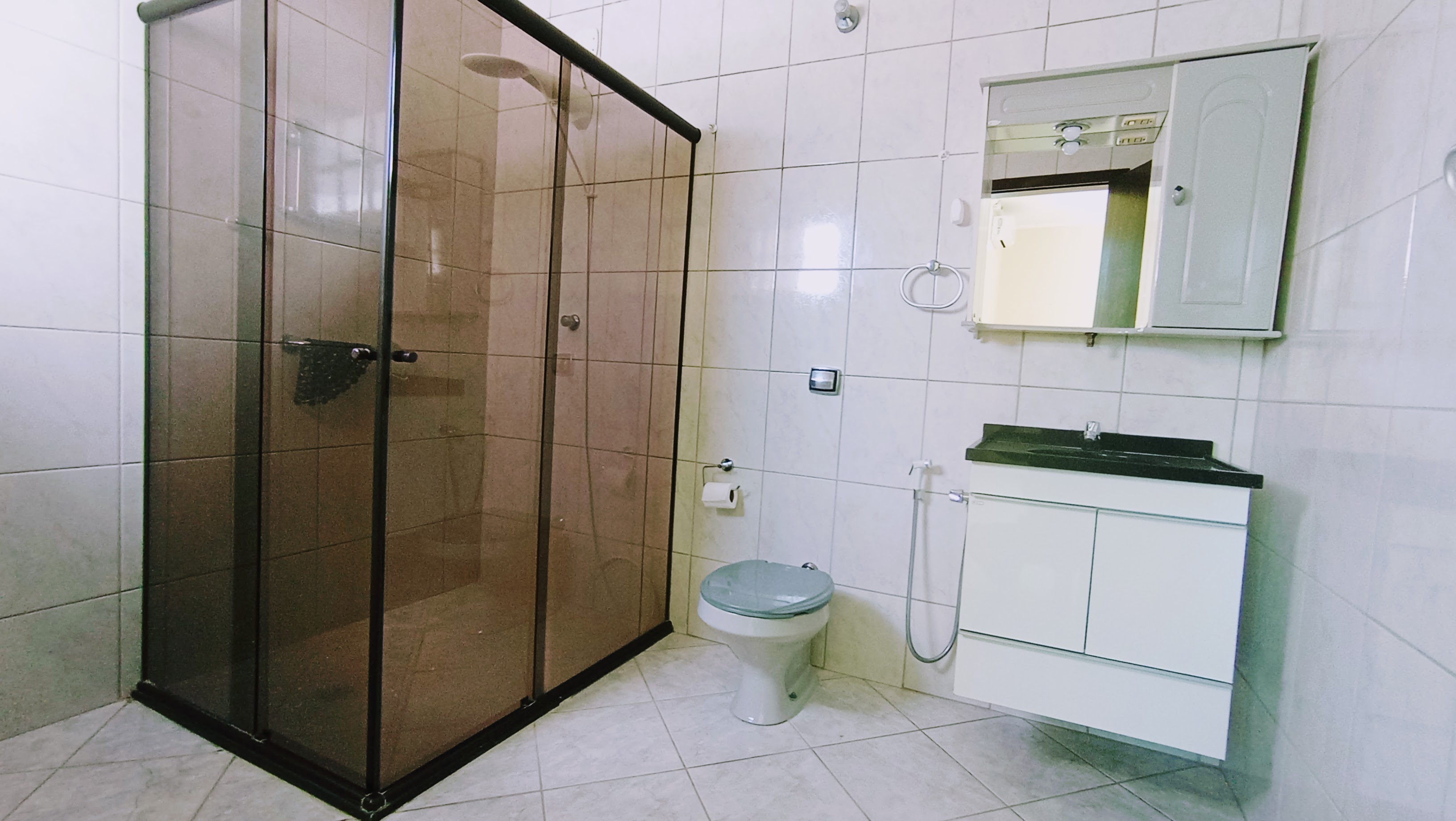 Casa para venda e locação com 3 dormitórios no Condomínio Vale dos Príncipes em Taubaté/SP.