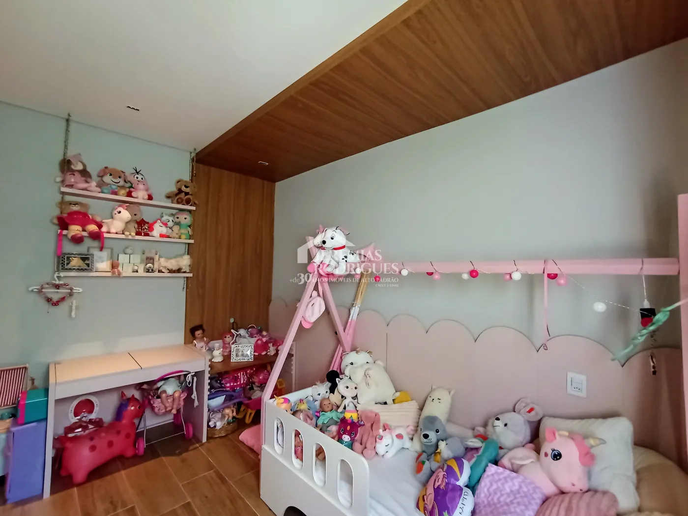 Casa para venda com 3 suítes no Condomínio Residencial Terrazzo Di Itália em Taubaté/SP