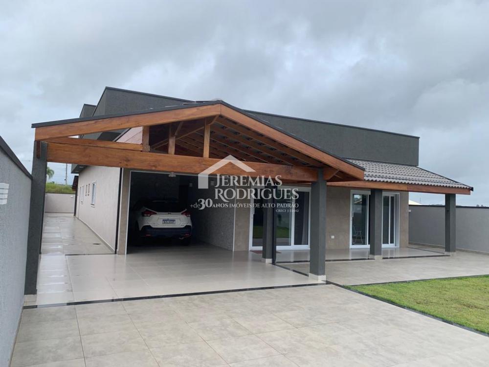 Casa à venda com 4 dormitórios no Condomínio Campos do Conde Taubaté em Taubaté/SP