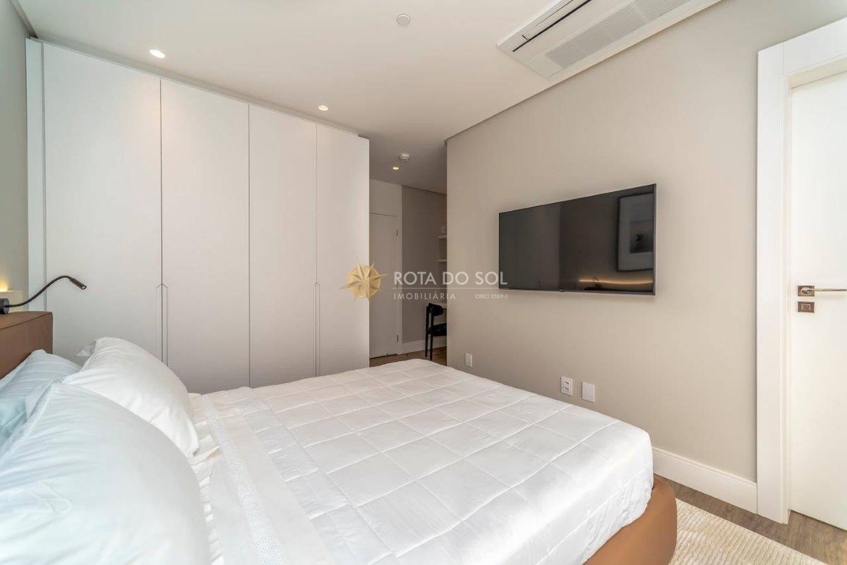 Yachthouse Apartamento Alto Padrão 4 Suítes no Centro de Balneário Camboriú SC