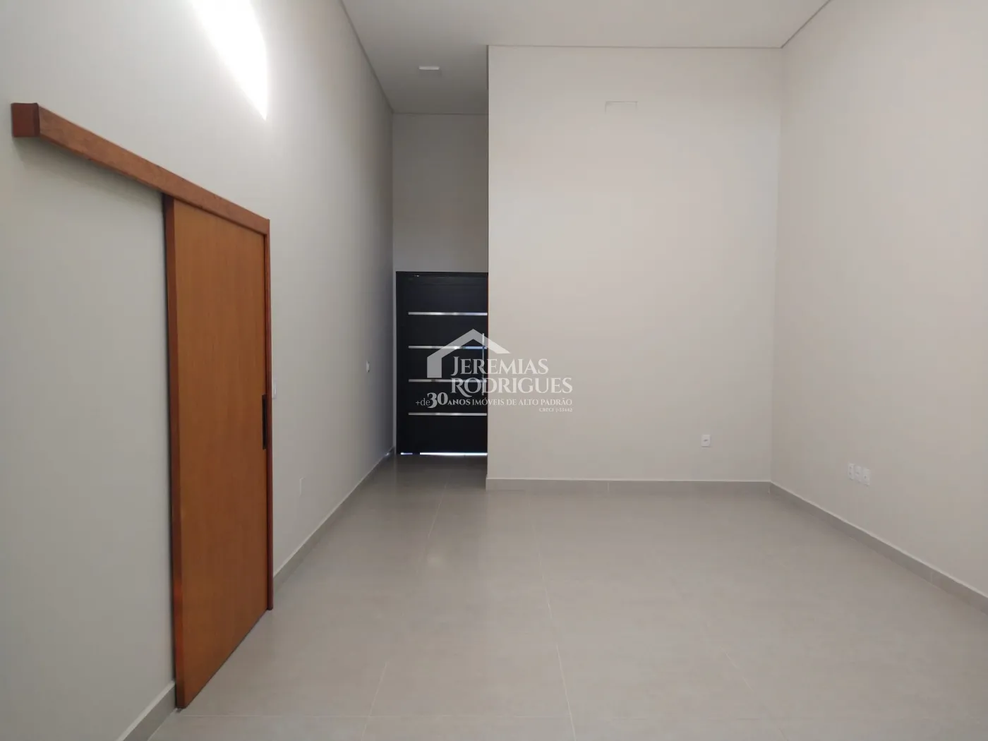 Casa à venda com 2 dormitórios no Condomínio Barão de Tremembé em Tremembé/SP