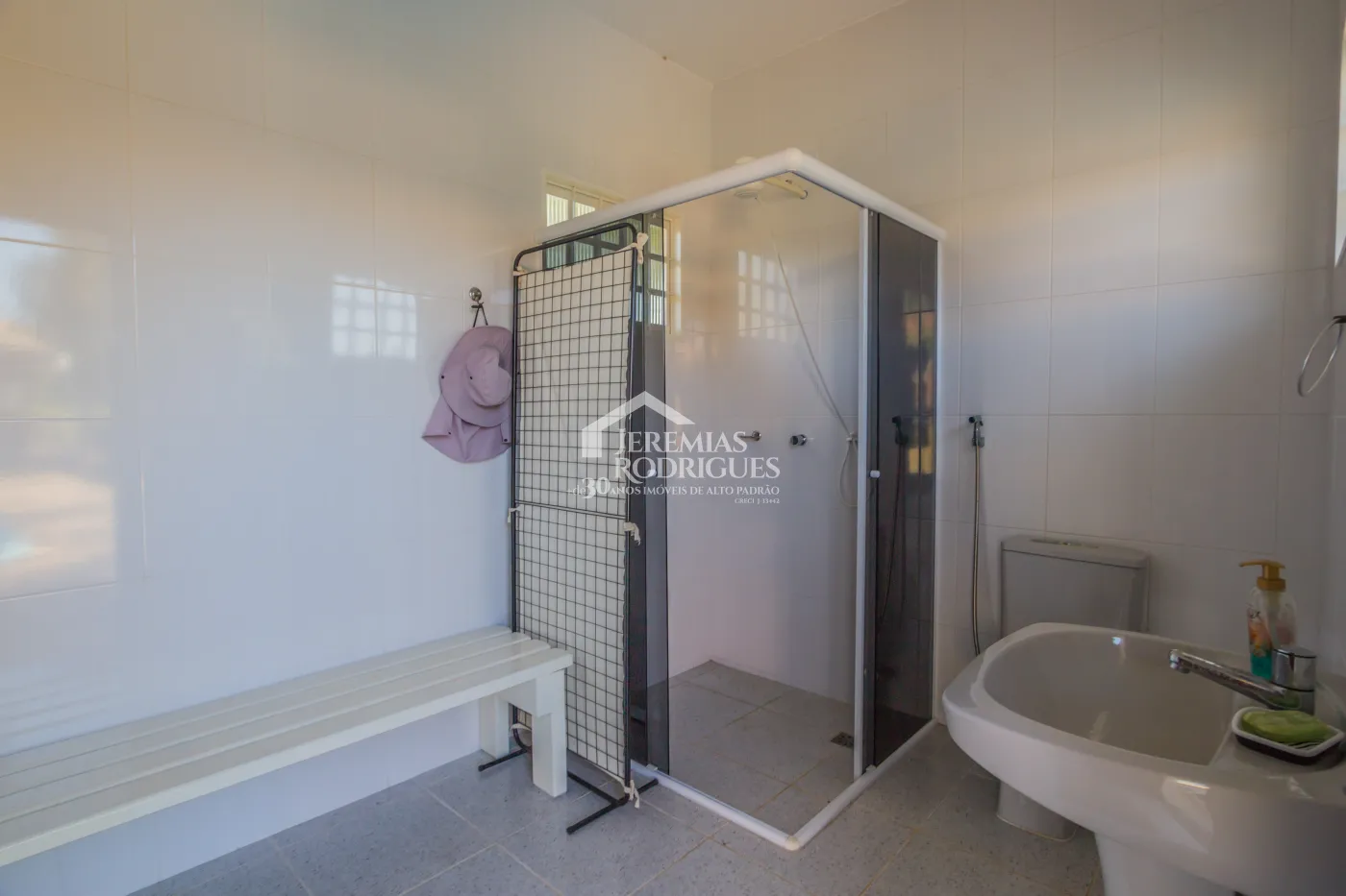 Casa com 2 dormitórios, 263 m² - Condomínio Chácaras Cataguá - Taubaté/SP