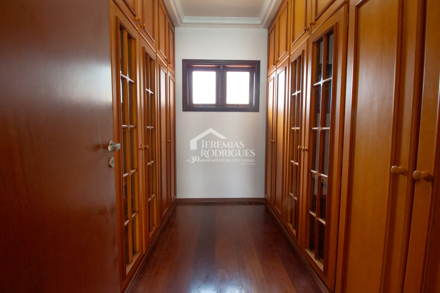 Casa com 4 suítes, 576 m² - Condomínio Village Paineiras - Pindamonhangaba/SP