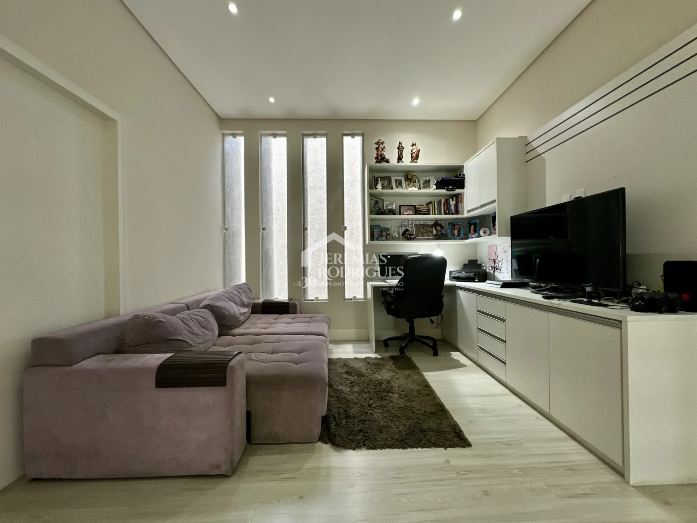 Casa à venda com 3 dormitórios no Condomínio Campos do Conde I em Tremembé/SP