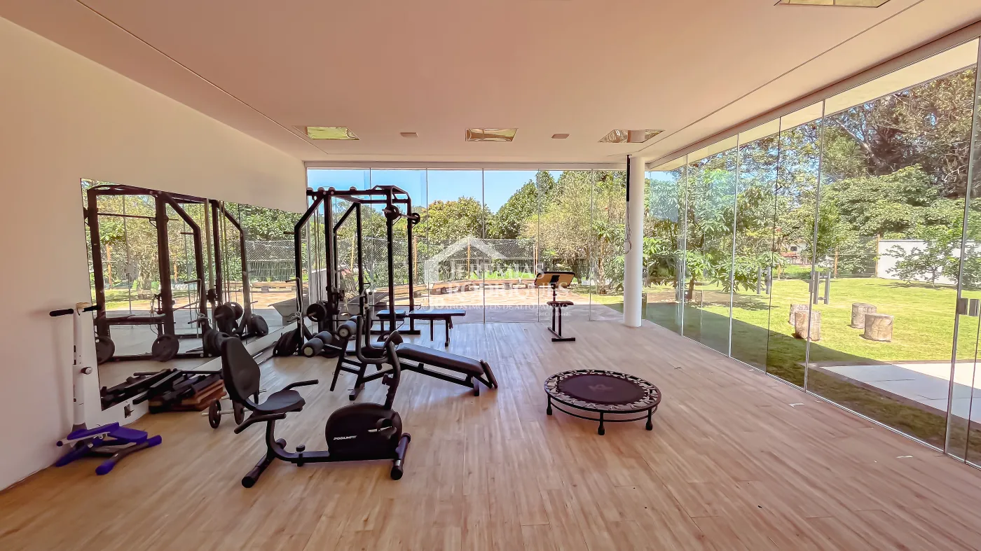 Casa à venda com 6 suítes - Condomínio Village Paineiras - Pindamonhangaba/SP