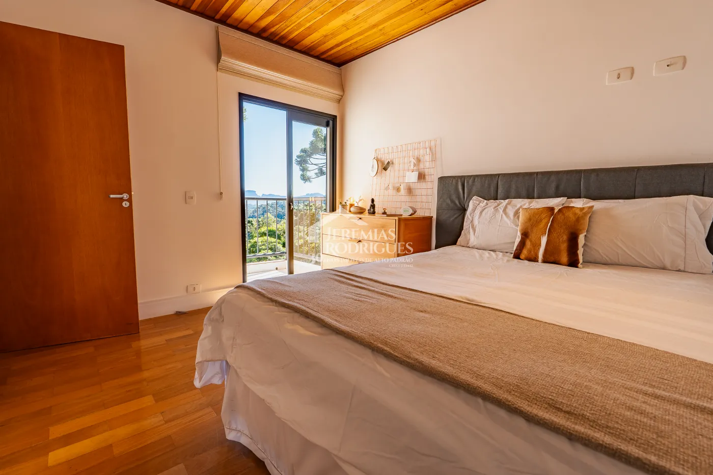 Casa à venda no Condomínio Villagio da Baronesa - Campos do Jordão/SP