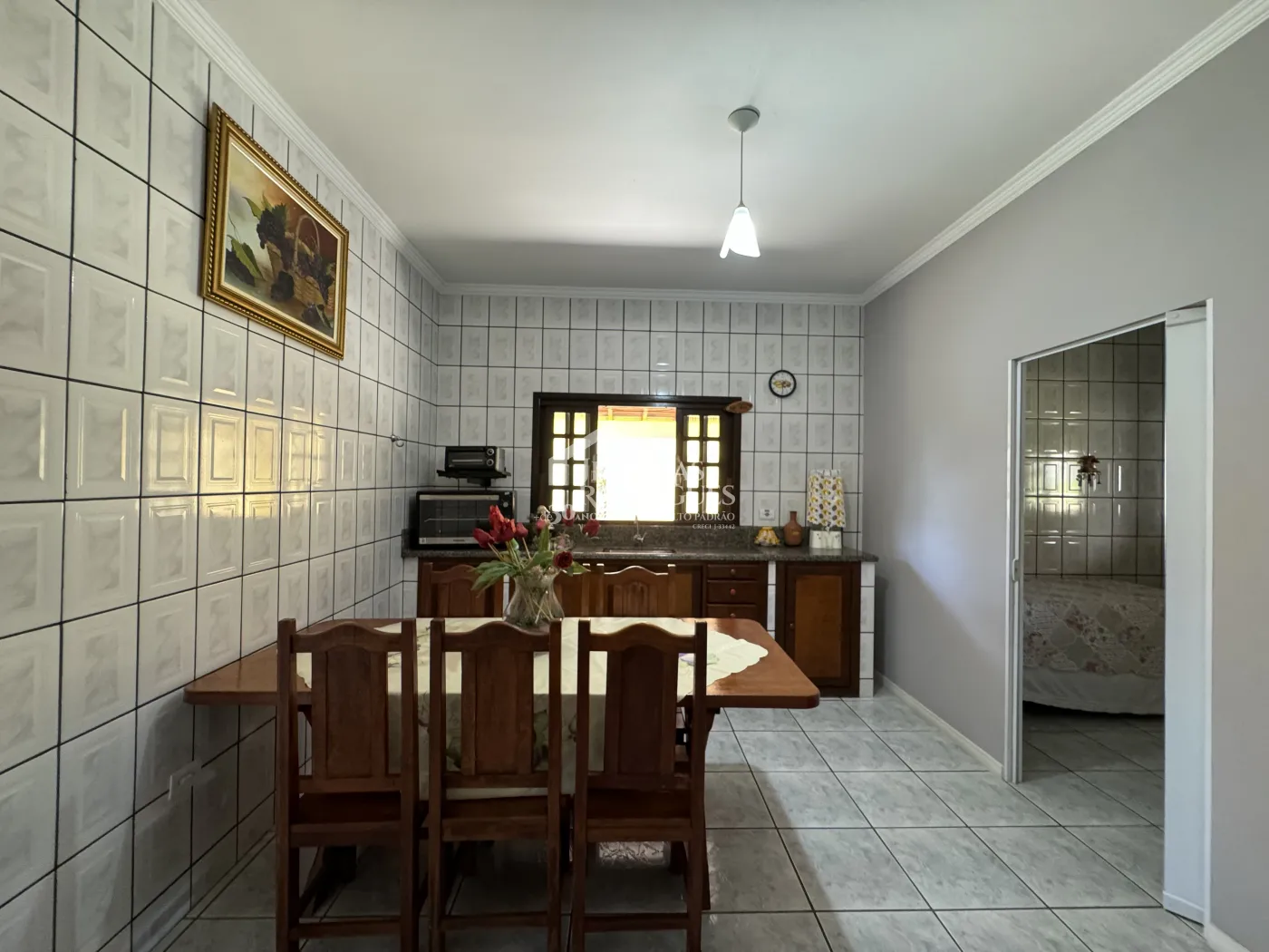 Chácara com 290 m² - bairro Lago Azul - Pindamonhangaba/SP.