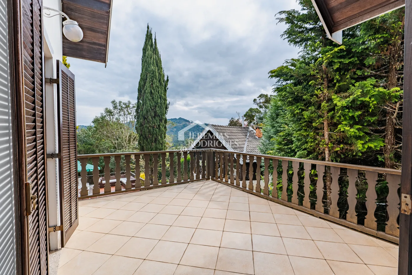 Casa com 4 dormitórios, 450 m² - Atalaia - Campos do Jordão/SP