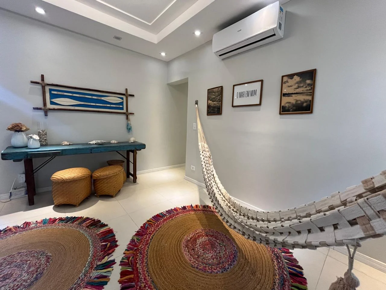 Apartamento à venda com 4 dormitórios, 260 m² no Edifício Recanto dos Nobres em Ubatuba/SP. 