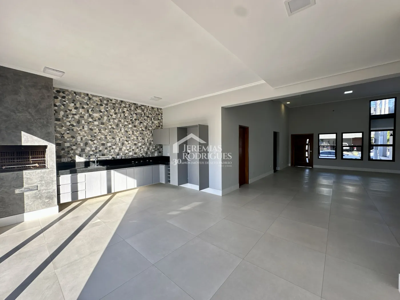 Casa para locação com 3 dormitórios no Condomínio Parque das Araucárias em Tremembé/SP