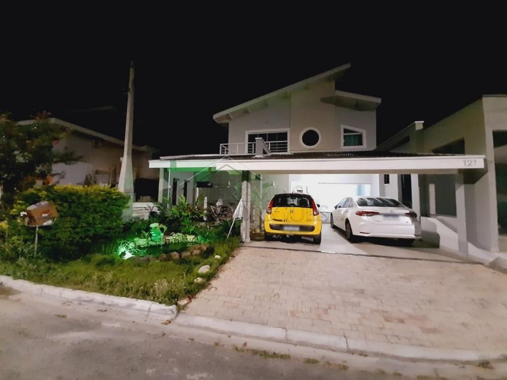 Casa à venda por R$ 1.500.000,00 - Tremembé/SP