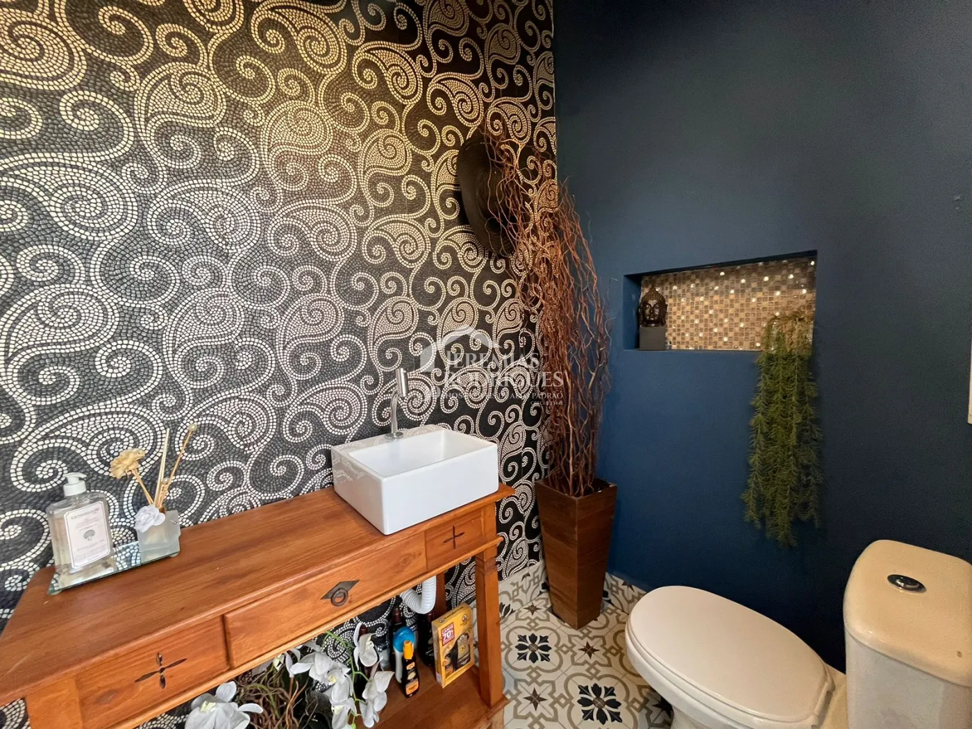 Casa para venda e locação com 2 suítes no Condomínio Verdes Vales em Taubaté/SP