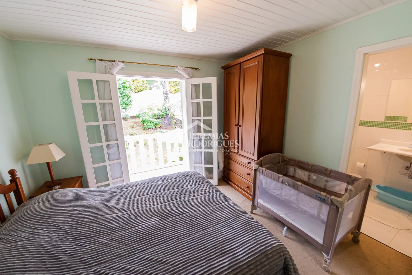 Casa com 7 dormitórios, 350 m² - Condomínio Aldeia Austríaca - Campos Jordão/SP