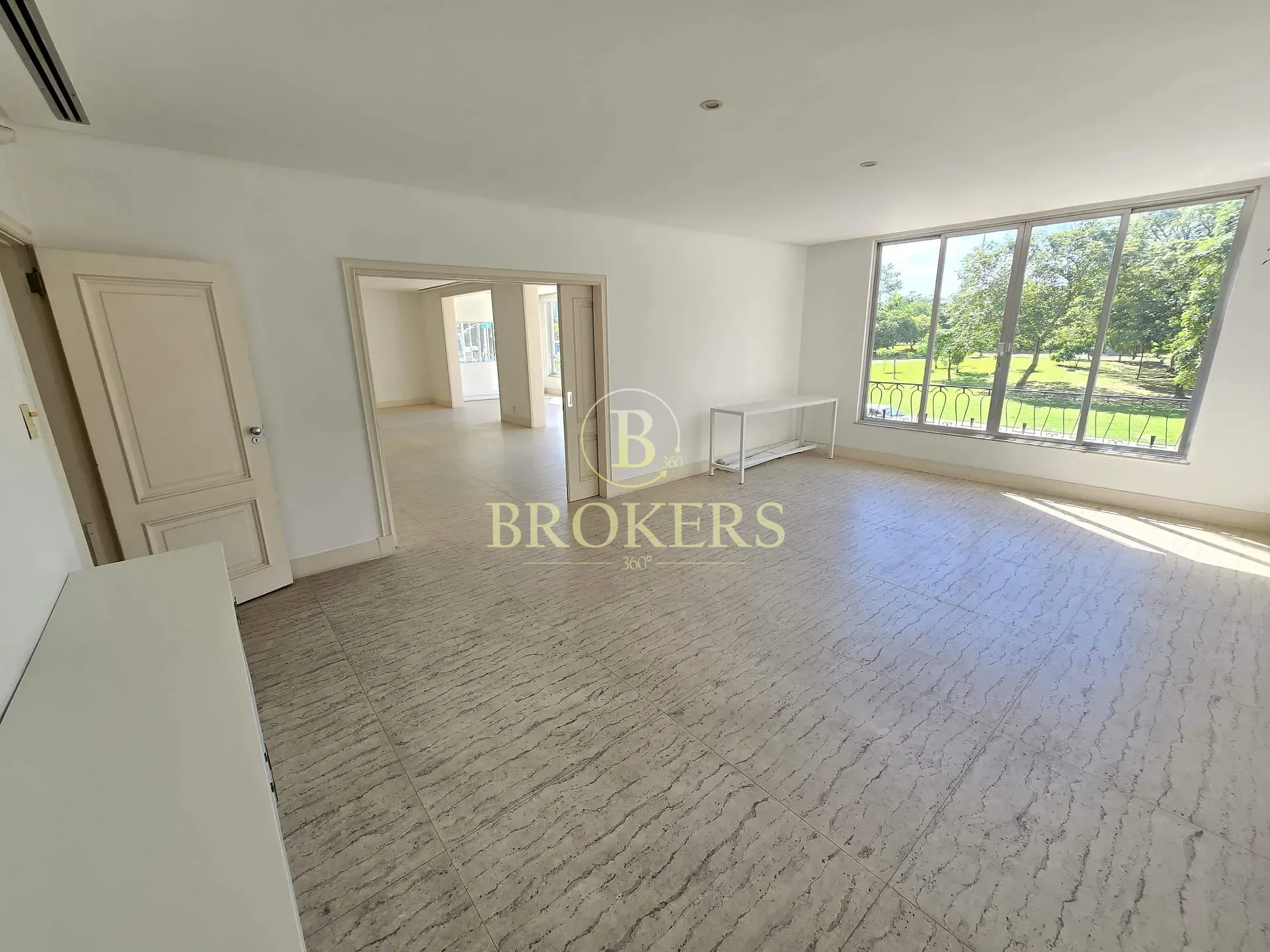Apartamento garden à venda, Praia do Flamengo, varanda interna, salão em múltiplos ambientes, 3 qua