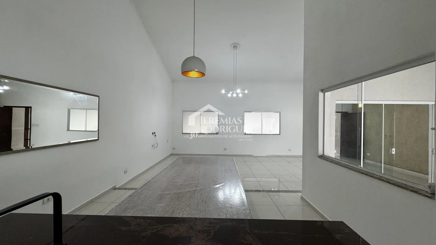 Casa com 3 dormitórios, 240 m², à venda por R$ 1.300.000- Nossa Senhora do Perpétuo Socorro - Pindamonhangaba/SP